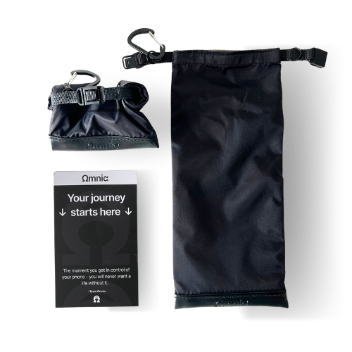 Omnia - Signal-blocking sleeve for digital detox